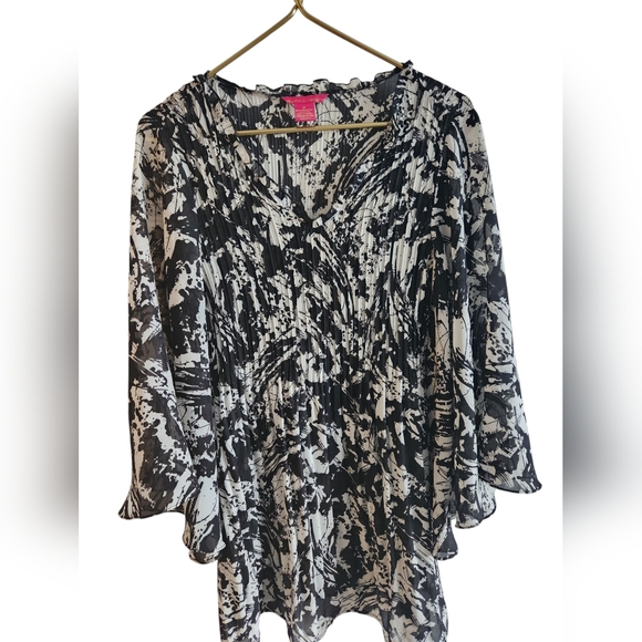 Sunny Leigh - Flare Sleeved Blouse - Size M - Picture 3 of 11